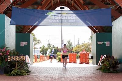 Finish line photo 208