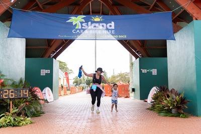 Finish line photo 305