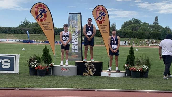 Senior discus gold on the NZSSAC podium