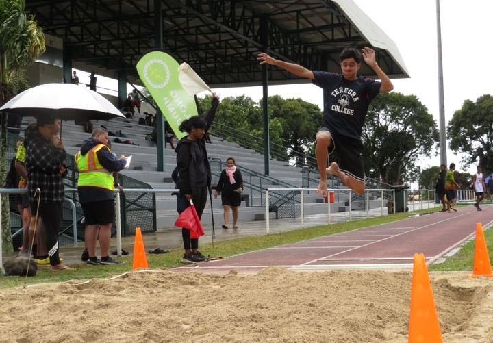 Long jump in front of the grandstand