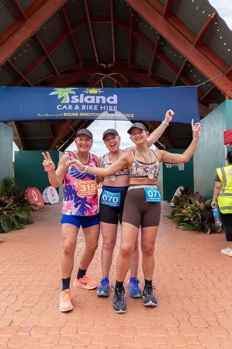 A team celebrates at the finish